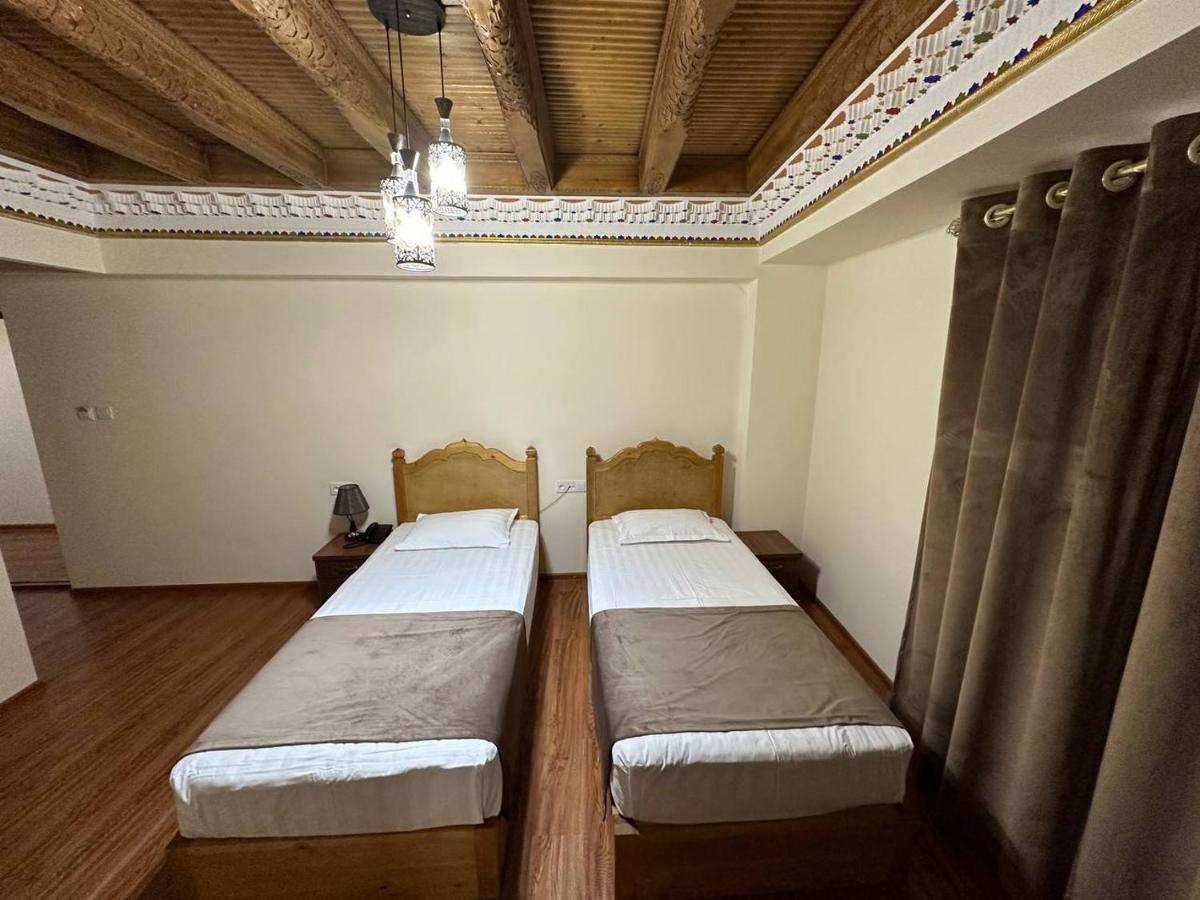 Antique Hotel Imran Bukhara Eksteriør bilde